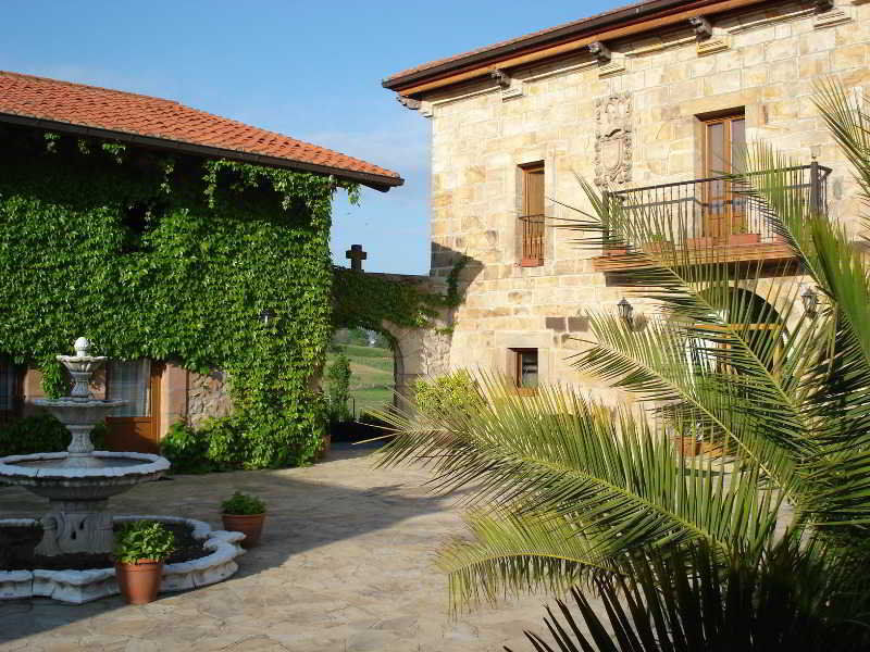 Hotel Palacio Garcia Quijano Corrales De Buelna Экстерьер фото