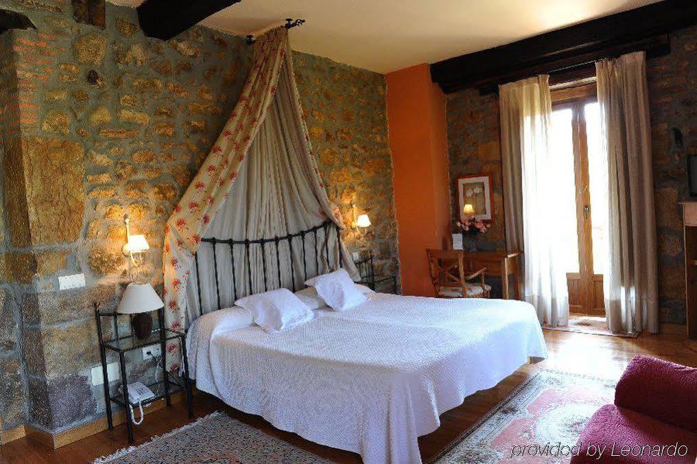 Hotel Palacio Garcia Quijano Corrales De Buelna Экстерьер фото