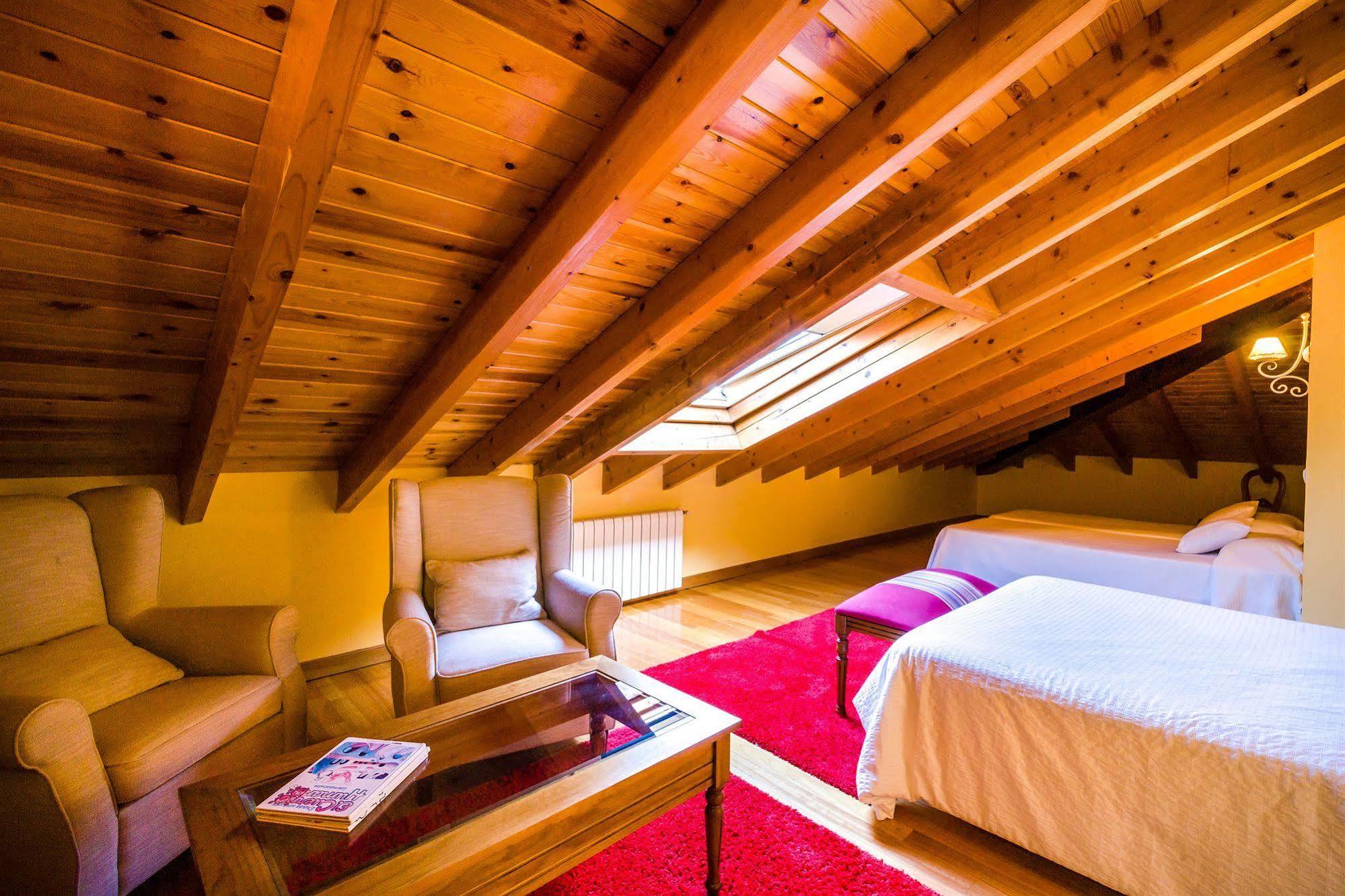 Hotel Palacio Garcia Quijano Corrales De Buelna Экстерьер фото