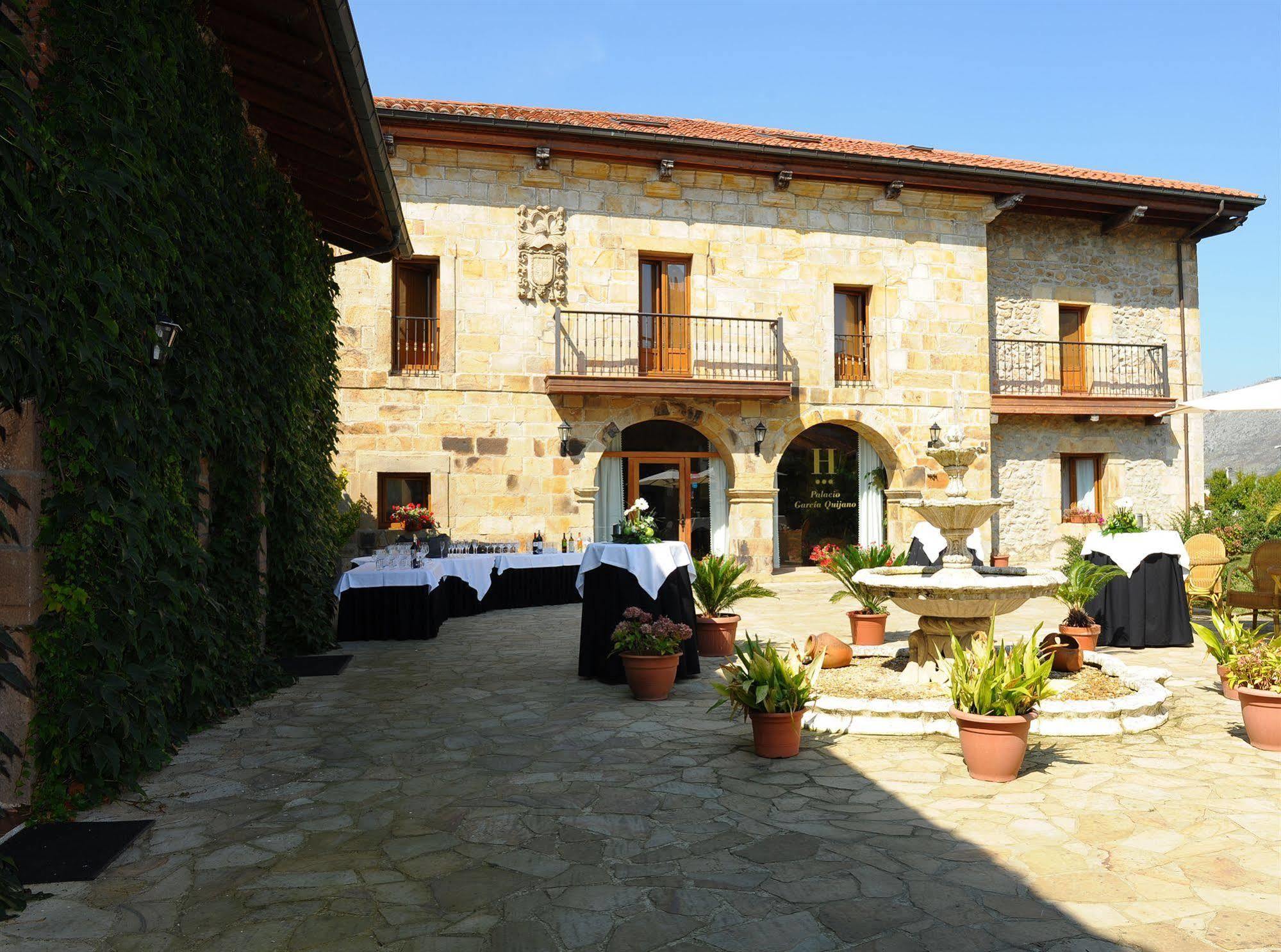 Hotel Palacio Garcia Quijano Corrales De Buelna Экстерьер фото